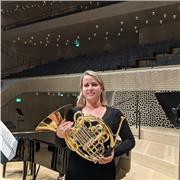 Profesora con titulación universitaria y experiencia ofrece clases a domicilio de Trompa y Trompeta